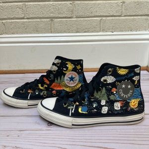 NWOT Converse Chuck Taylor Camp Converse High Tops Size 3 in Big Kids